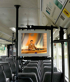 Fernsehen im Linienbus